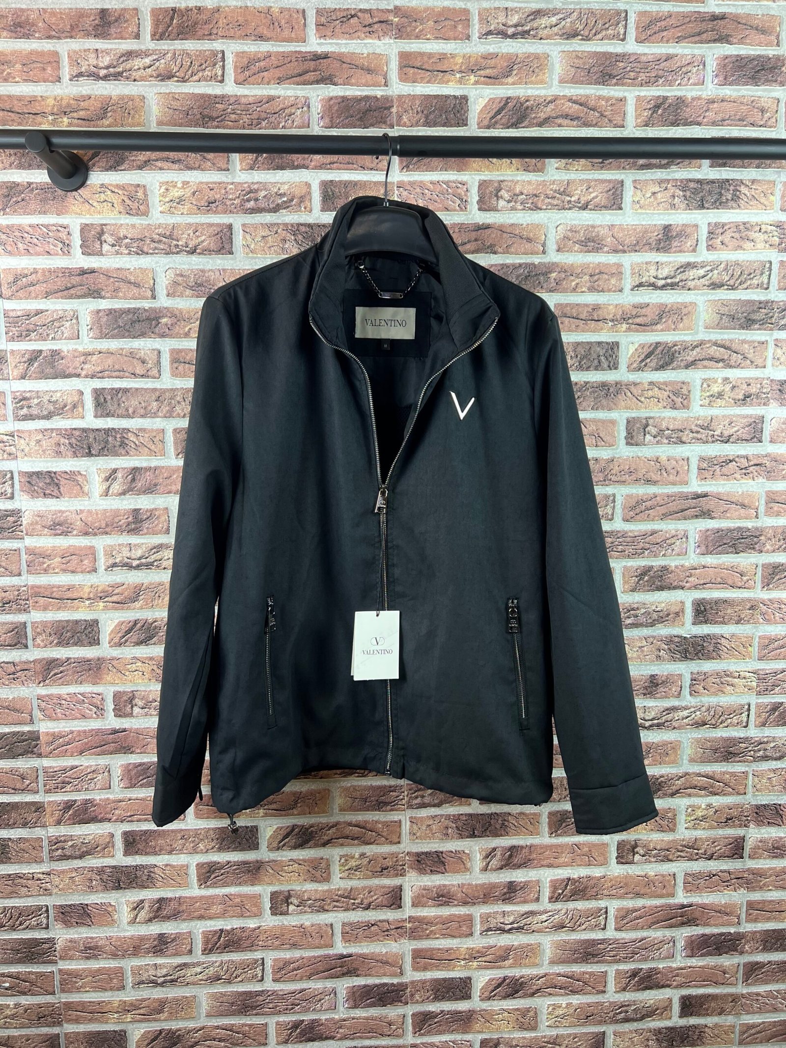 GEACA - VALENTINO - NEGRU