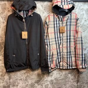 GEACA - MODEL CU DOUA FETE