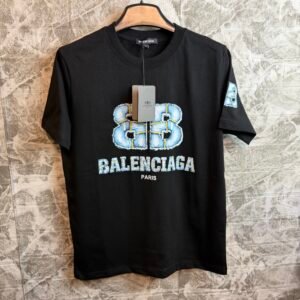 TRICOU