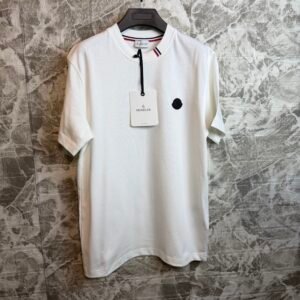 TRICOU