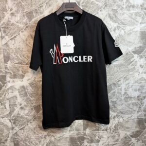 TRICOU