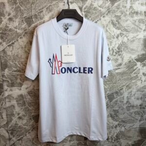 TRICOU