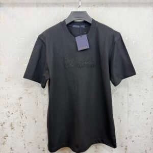 TRICOU