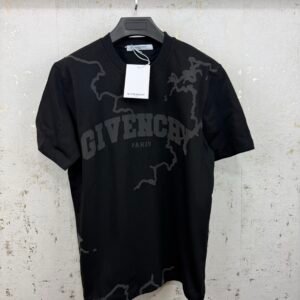 TRICOU